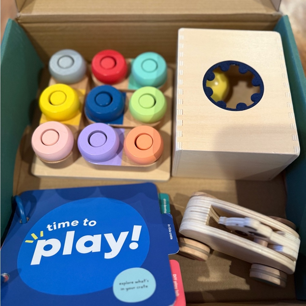 Wooden Montessori kiwico toddler toys